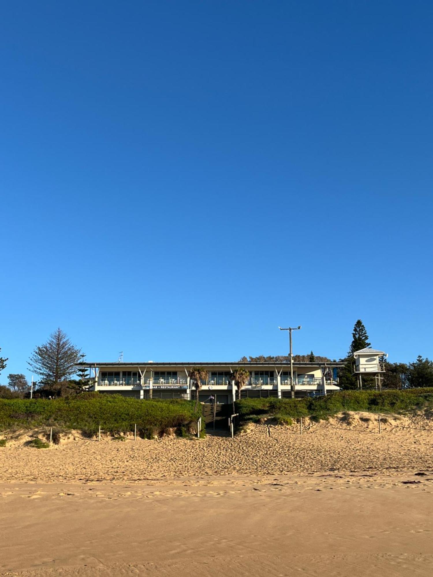 Blue Lagoon Beach Resort Bateau Bay Exterior photo